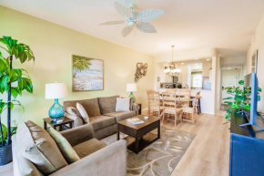 Stunning 3BR Naples Condo with Tropical Views